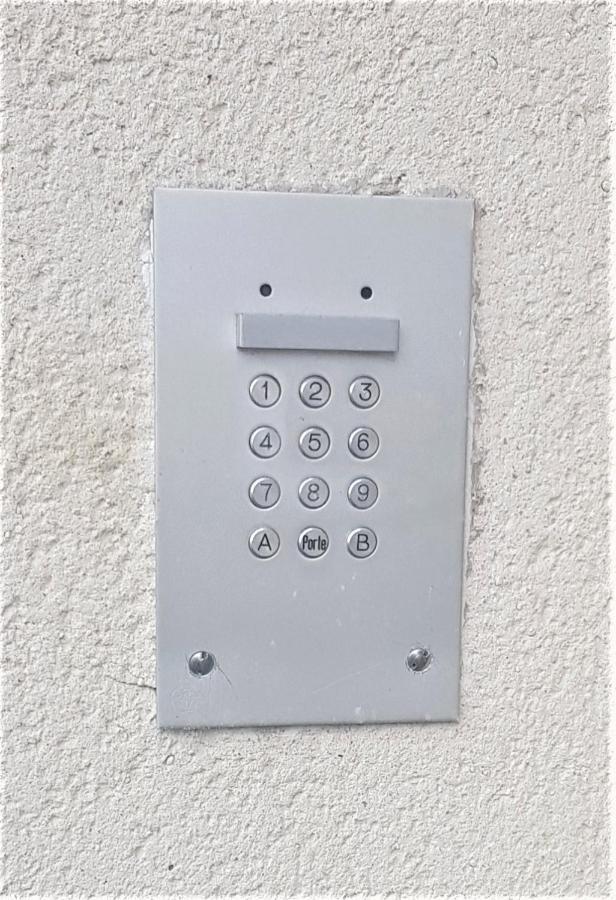Nid Douillet Plein De Charme Avec Parking Gratuit Apartment Chantilly