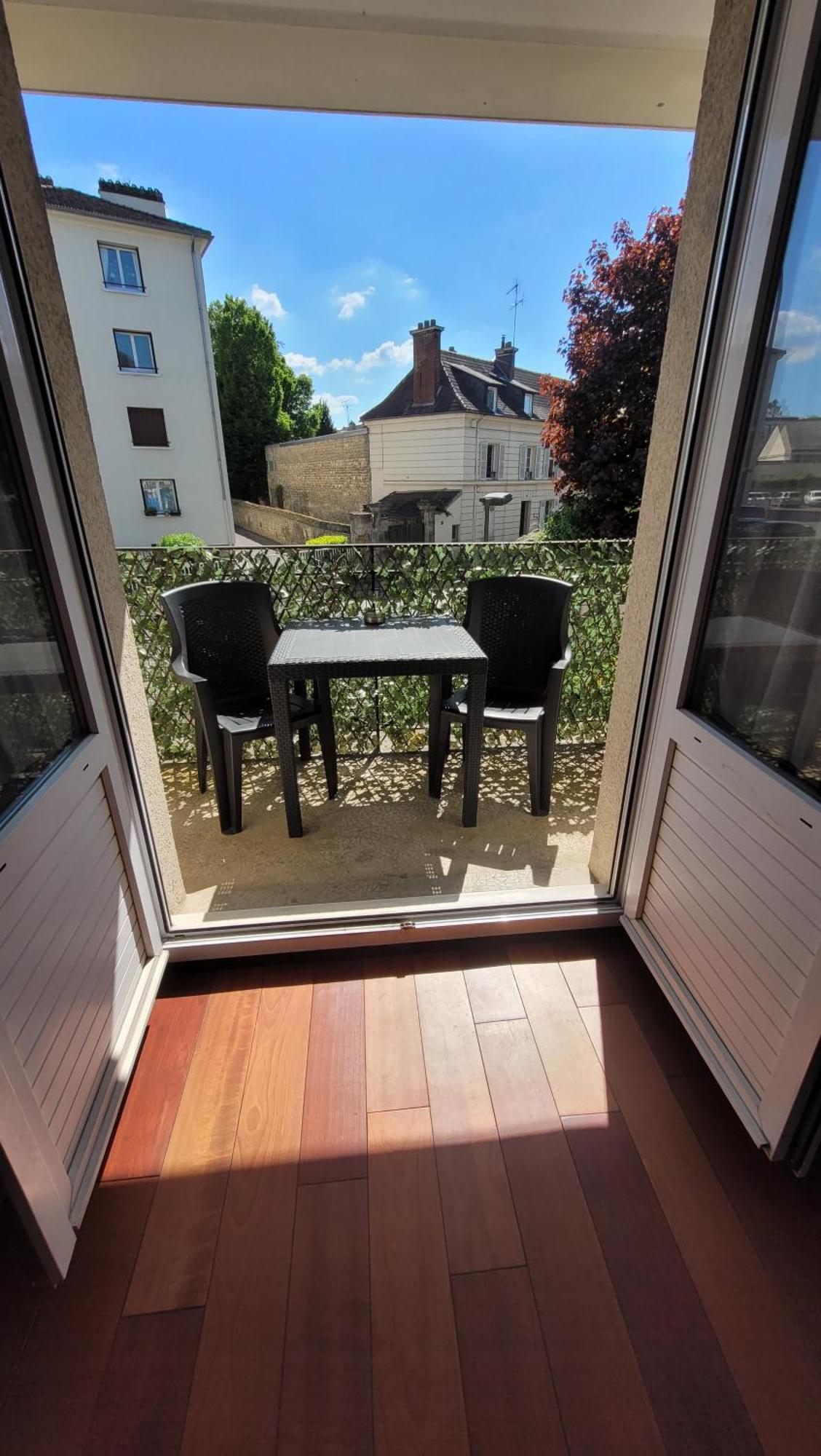 Nid Douillet Plein De Charme Avec Parking Gratuit Apartamento